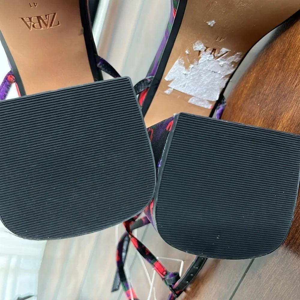 NWOB Zara Platform Sandals Women's size‎ 10 Purple Pink Leopard Print Block Heel